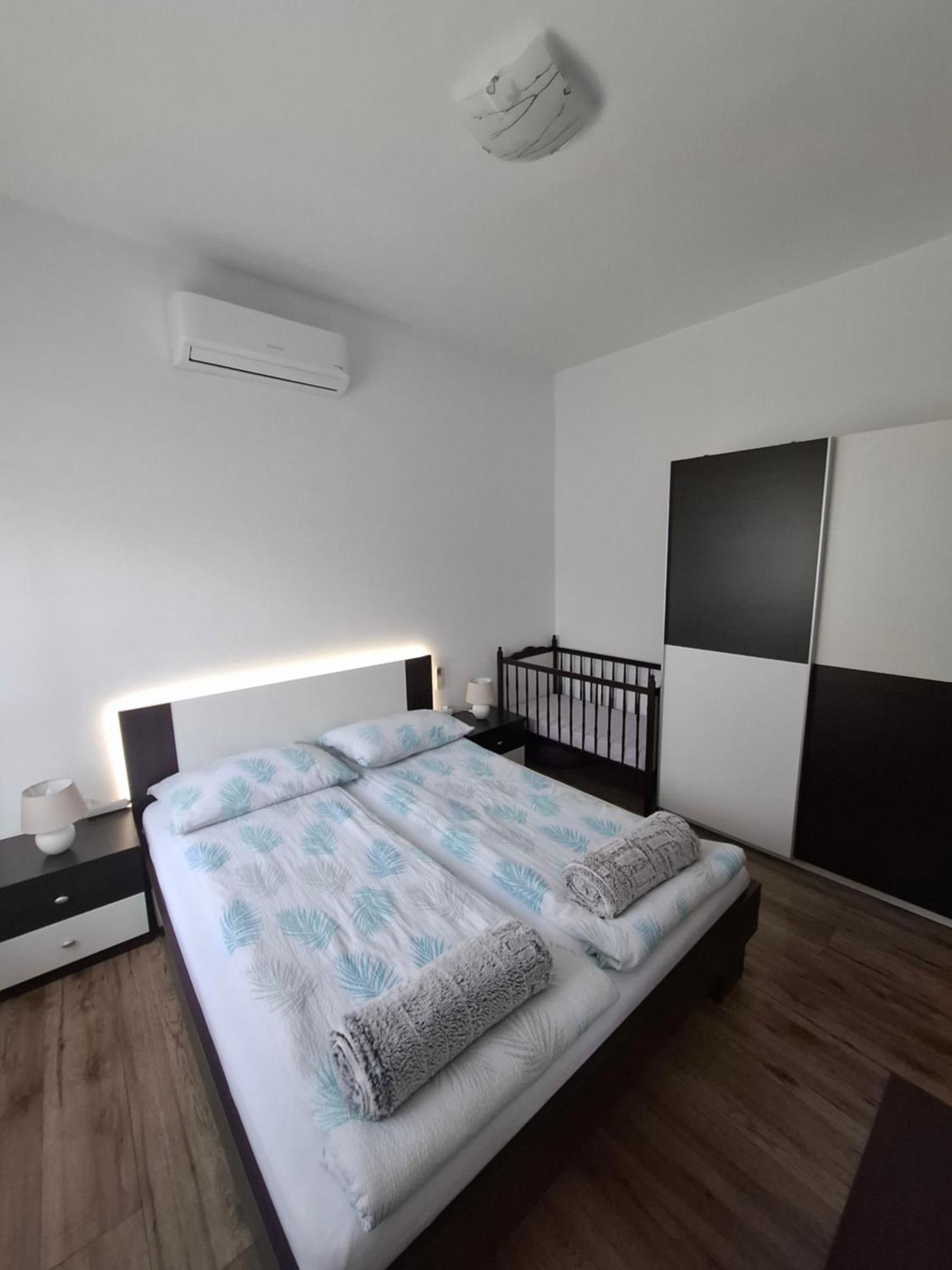 Apartman Envi 奥帕提亚 外观 照片